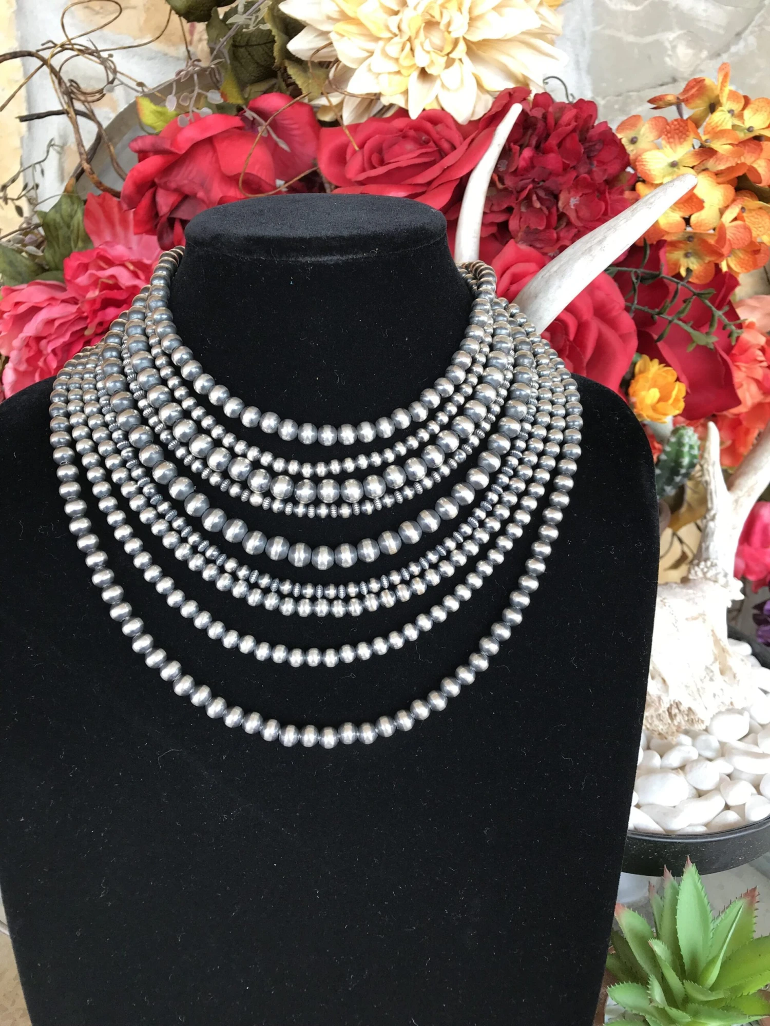 18" 8mm Pearl Necklace 2 18" 8mm Pearl Necklace - Image 2