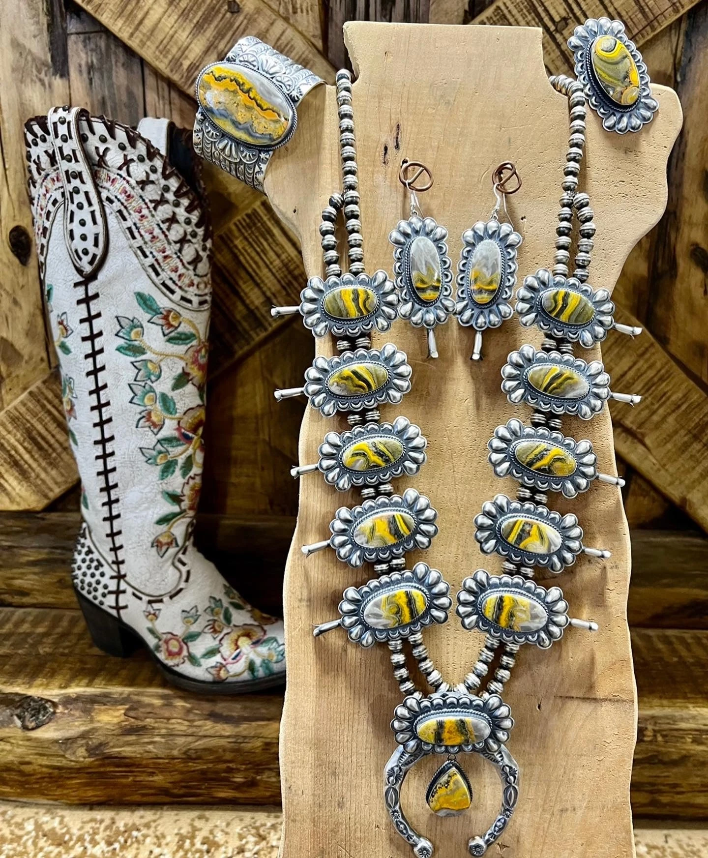 Yellowstone Bumblebee Squash Sets 3 Yellowstone Bumblebee Squash Sets - Image 3