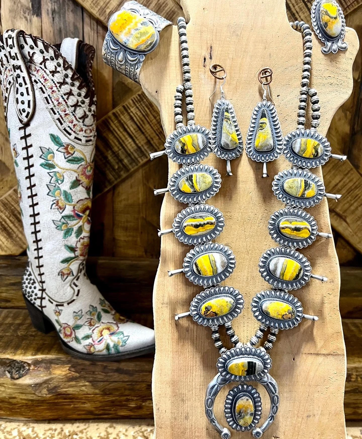 Yellowstone Bumblebee Squash Sets 4 Yellowstone Bumblebee Squash Sets - Image 4