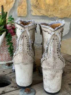 Old Gringo Carla Floral Bootie - Crackled White 10 Old Gringo Carla Floral Bootie - Crackled White -The Ranch House Sales image f7cc9eca eb6b 4d3d 9f05 12b55fc85e3b
